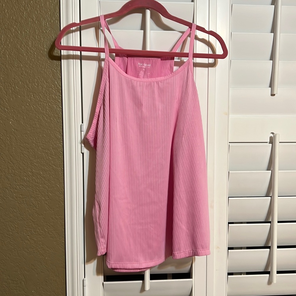 Tek Gear Women’s Workout Gear Sleeveless Pink Color Size XL New